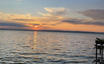 Átmenetileg enyhül a kánikula a hévégére