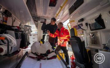 101 új mentőautóval bővül az Országos Mentőszolgálat flottája 2026 elejéig