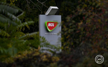 Mol: megérkeztek Ukrajnába a Barátság vezetéken az újraindulás utáni első kőolajszállítmányok