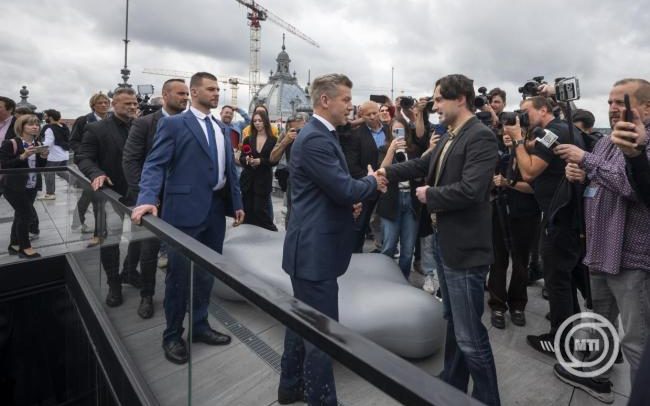 Havasi Bertalan kicsinyesnek nevezte Magyar Pétert
